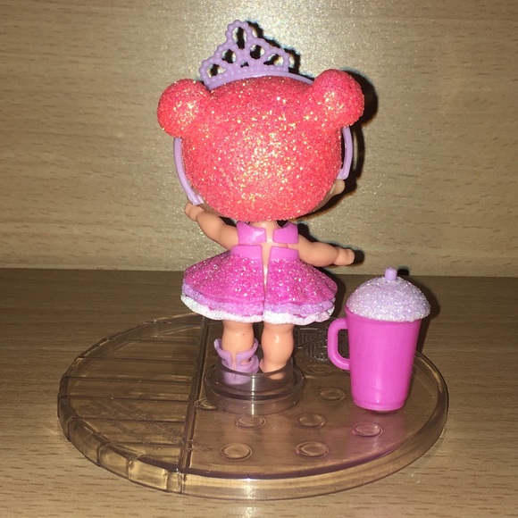 Original Center Stage GLITTER Series LOL Surprise doll baby with bottle & tiara - Picture 2 of 3